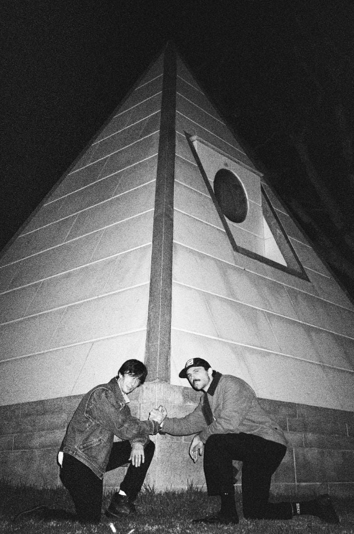 10/10 Ultraclub4k Pyramid Print