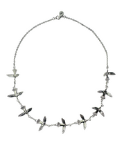 Load image into Gallery viewer, Døves Fly Necklace
